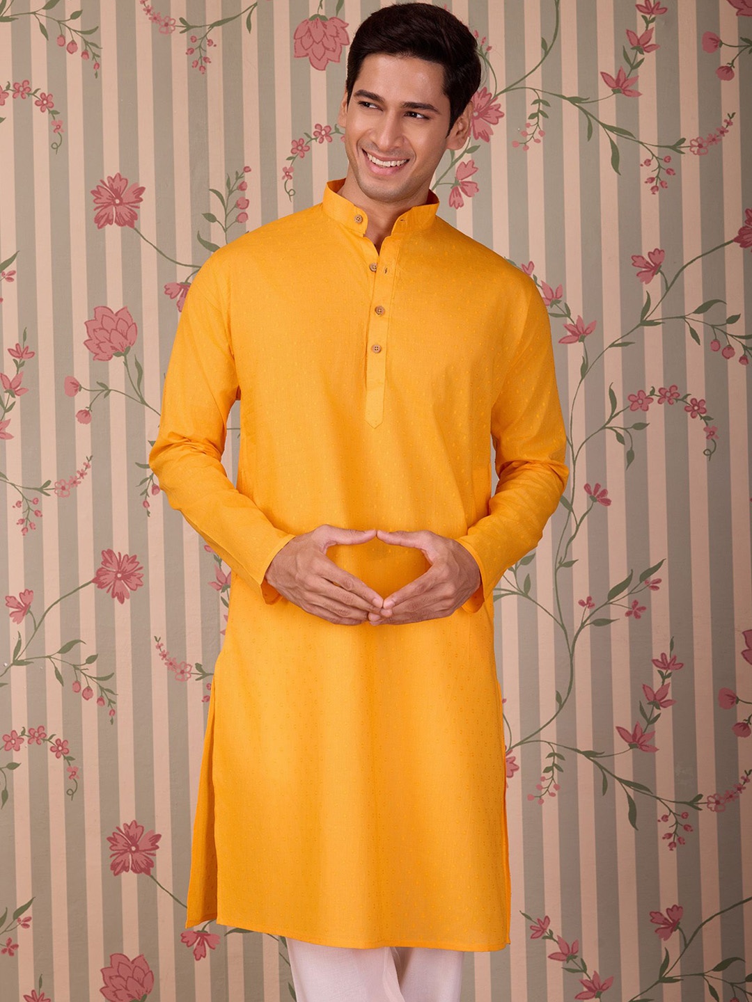 

Anouk Men Printed Thread Work Kurta, Mustard