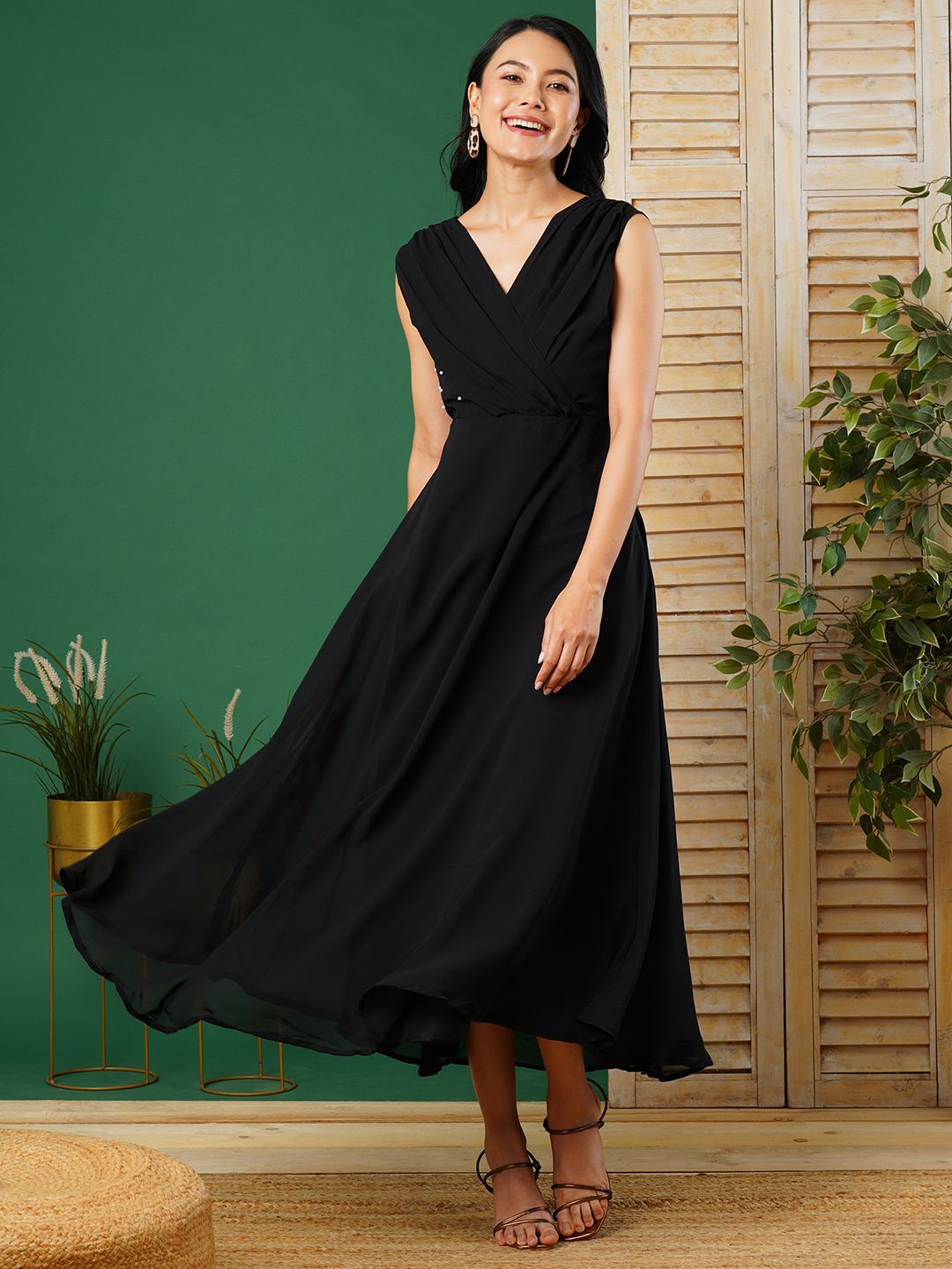 

CARTYSHOP Georgette A-Line Maxi Dress, Black