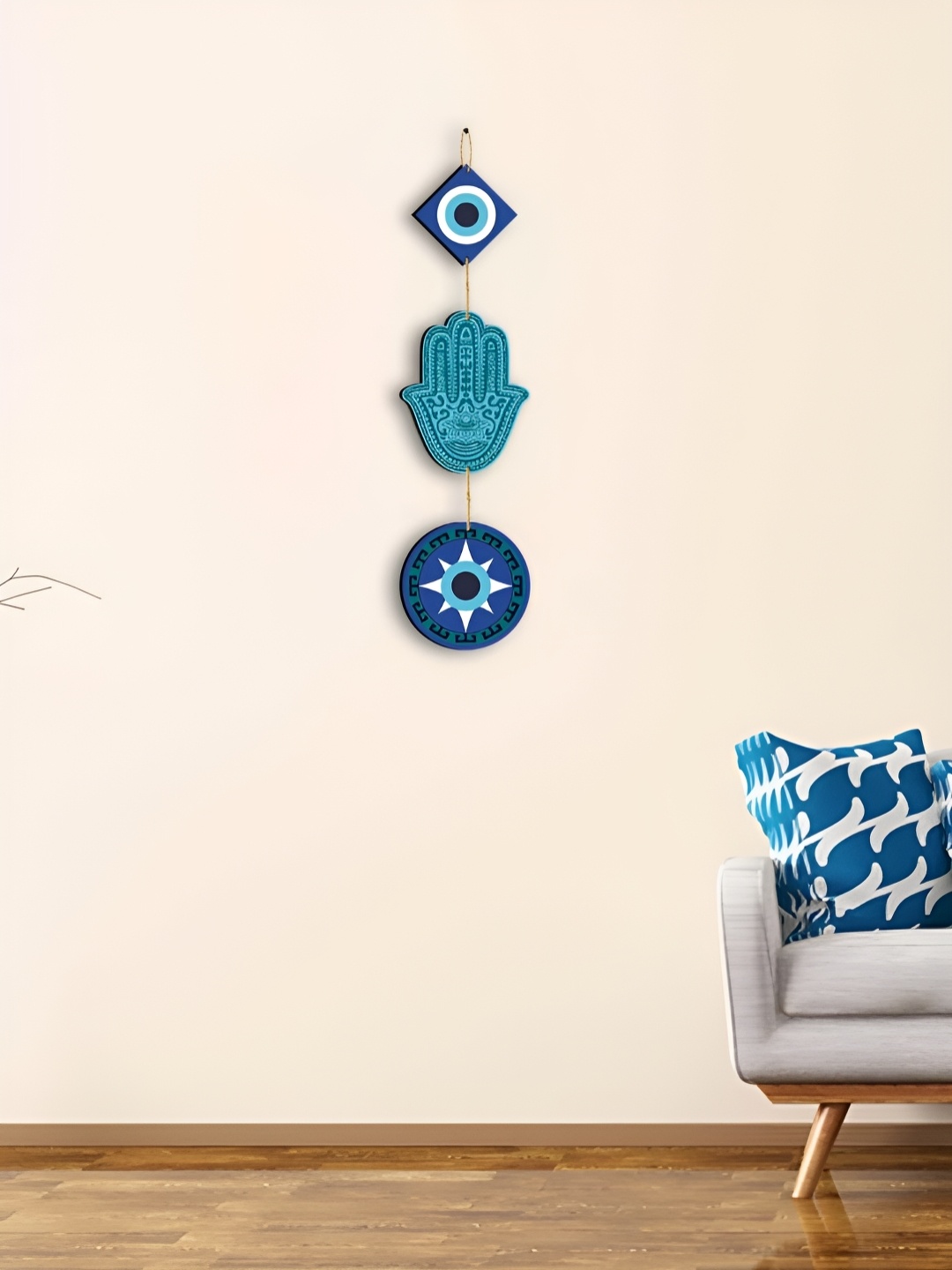 

CLAWCRAFTS Blue and White Evil Eye Wooden Wall Hanging