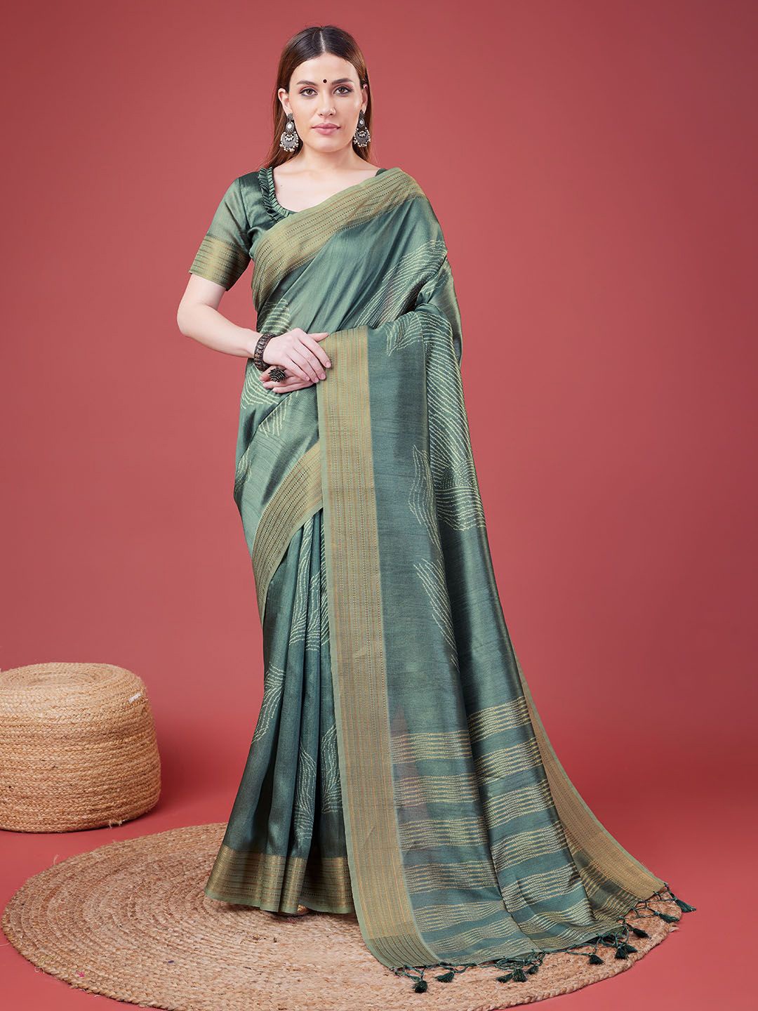 

DOI MOI Woven Design Banarasi Saree, Green