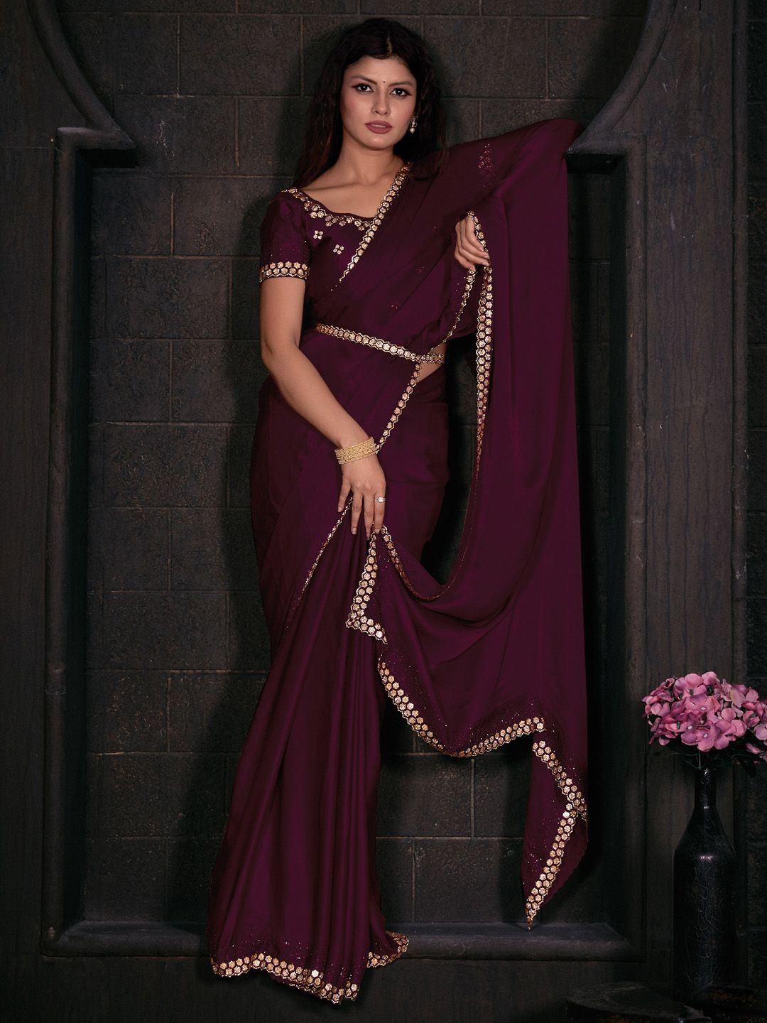 

Anouk Beads and Stones Embellished belted saree with blouse piece, Magenta