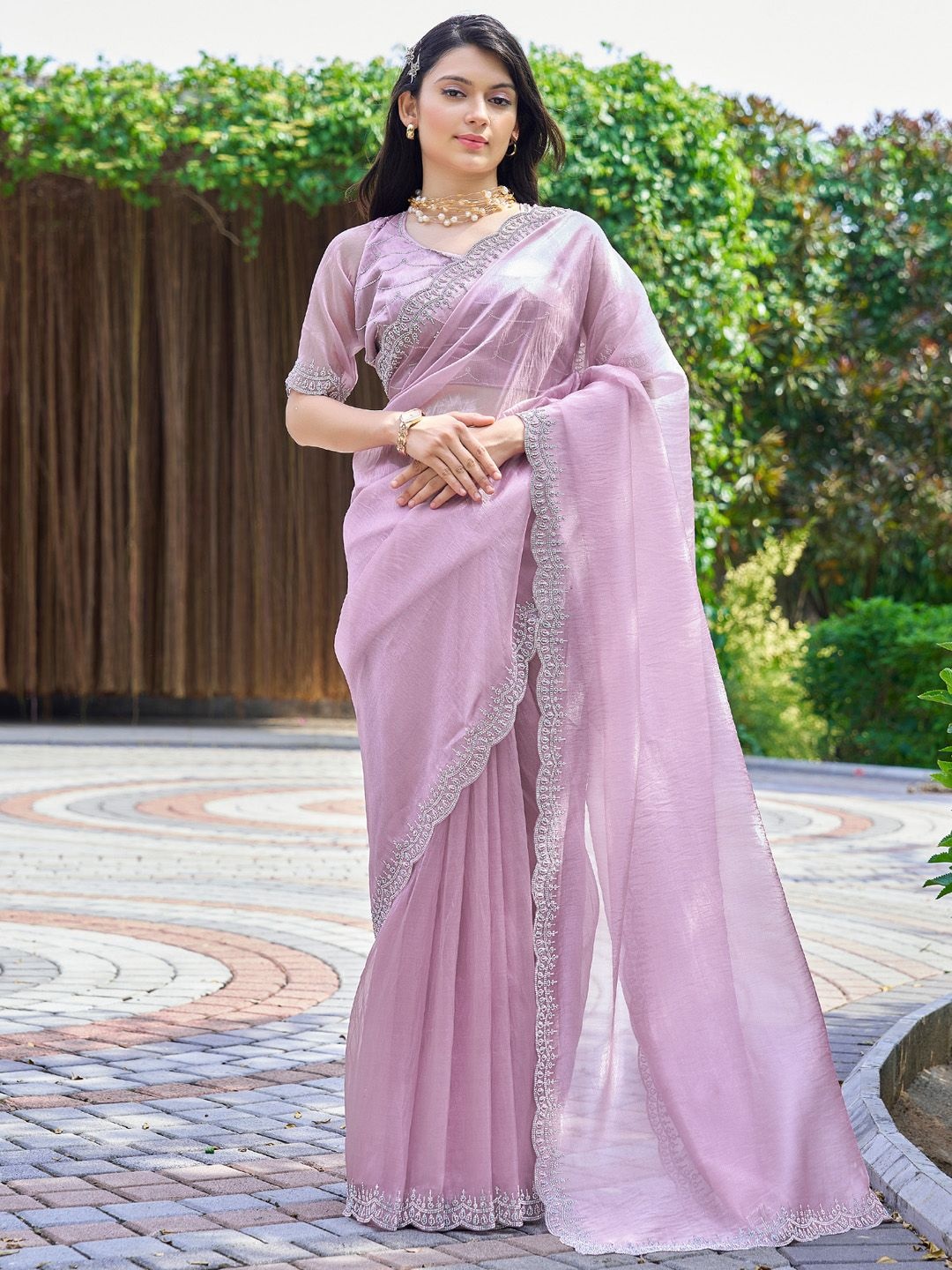

Anouk Beads and Stones Organza Saree, Mauve
