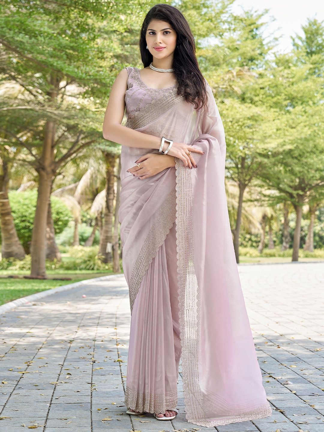 

Anouk Aari Work Organza Saree, Mauve