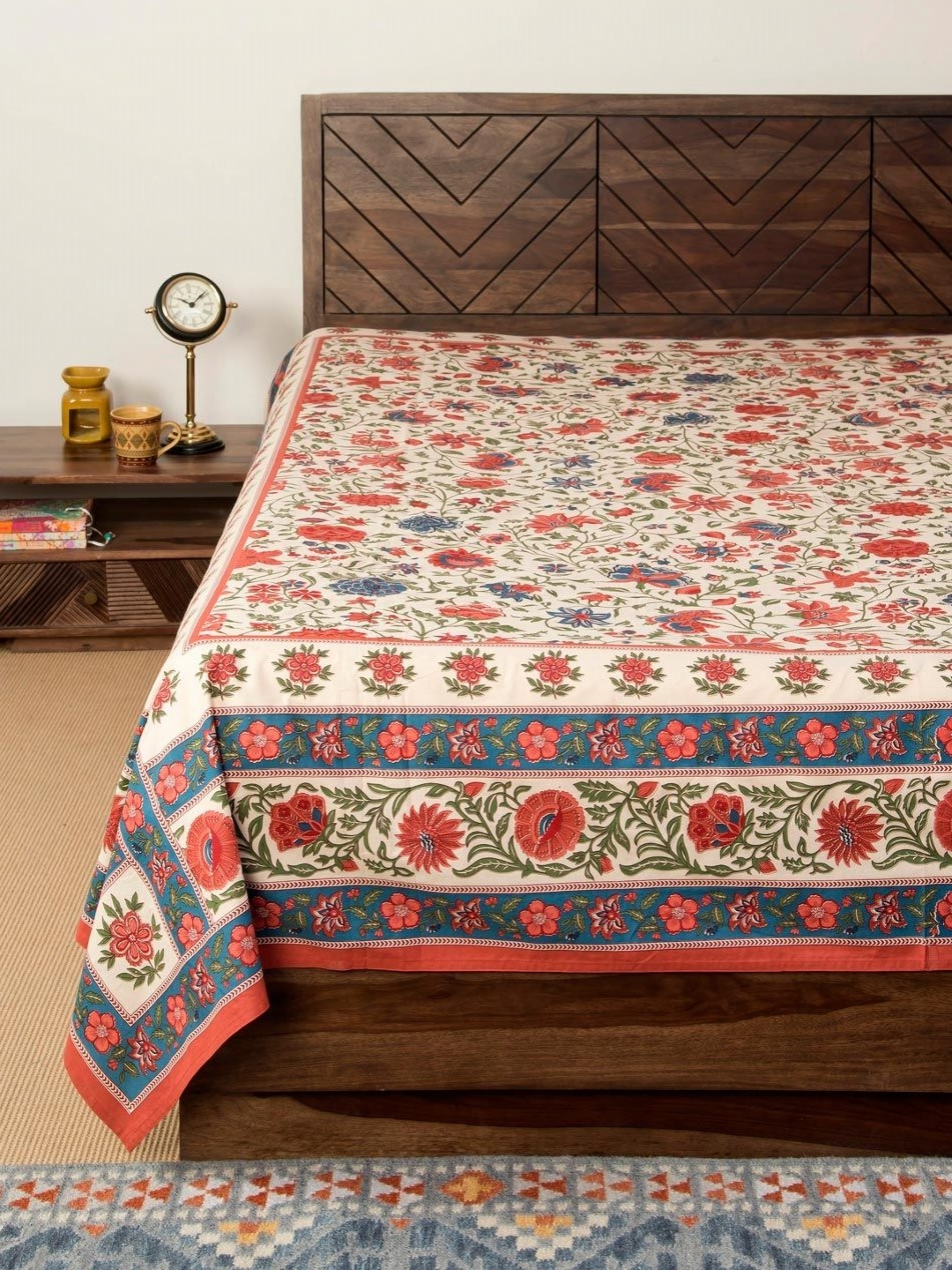 

Fabindia Red & Cream Coloured Floral Cotton Bed Covers