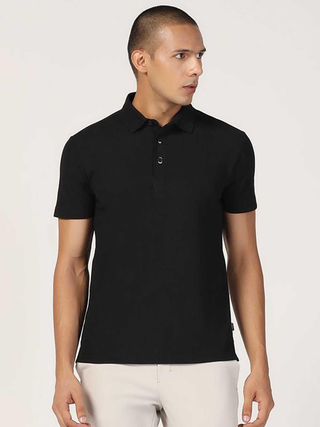 

Blackberrys Men Solid Polo Collar Slim Fit T-shirt, Black