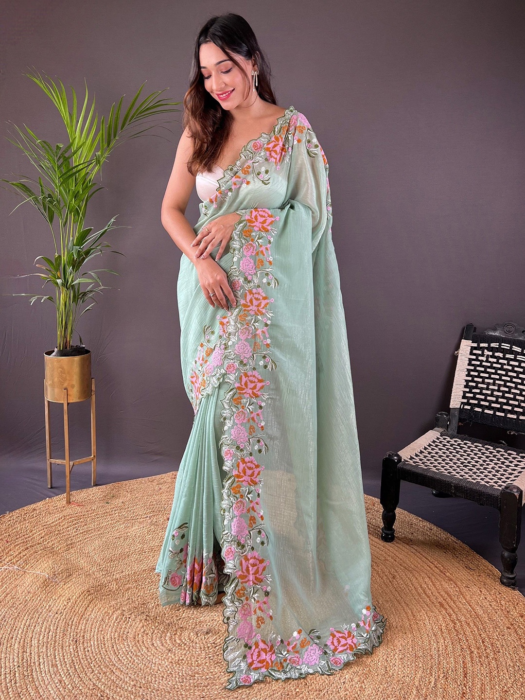 

RV CREATION Solid Embroidered Saree, Sea green