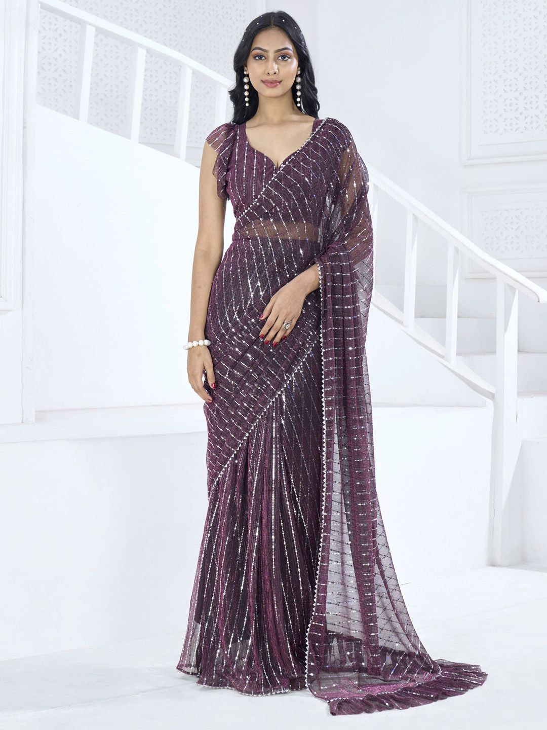 

Anouk Sequinned Embellished Ready to Wear Party Saree, Magenta