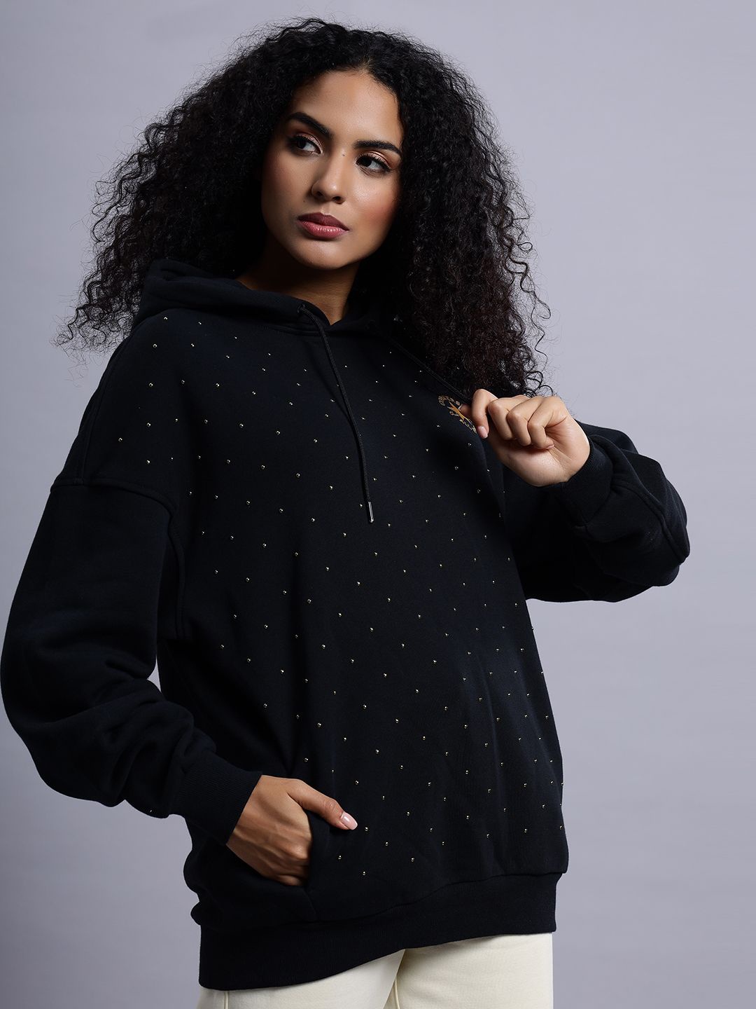 

Converse Women Premium Studded Glam Hoodie, Black