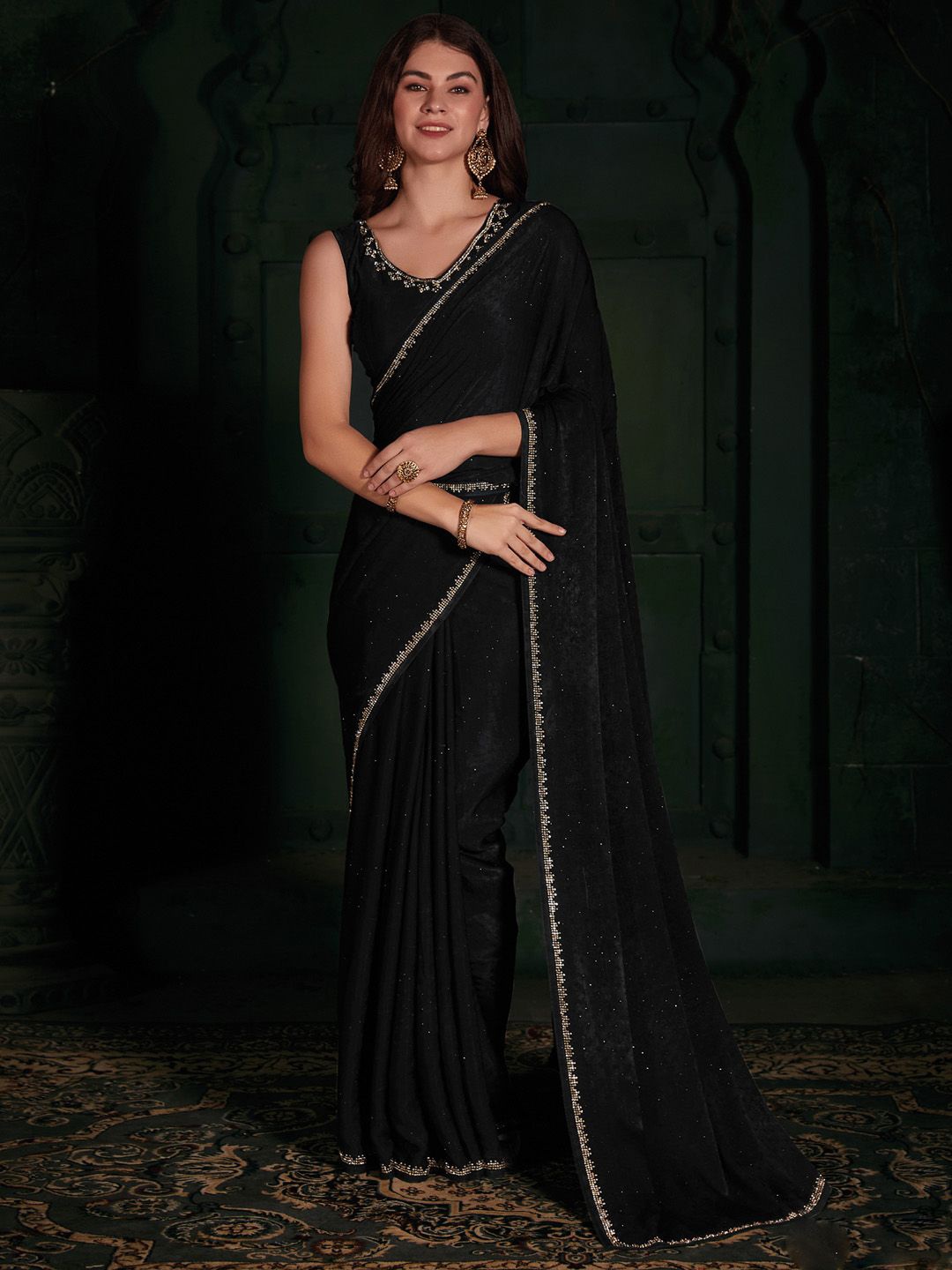 

Anouk Embellished Beads and Stones Velvet Designer Saree, Black