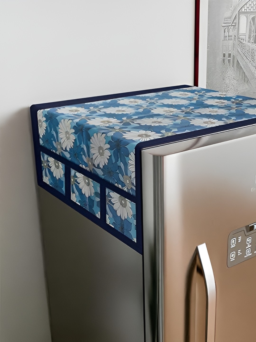

LooMantha Blue & White Floral Printed Fridge Top Cover