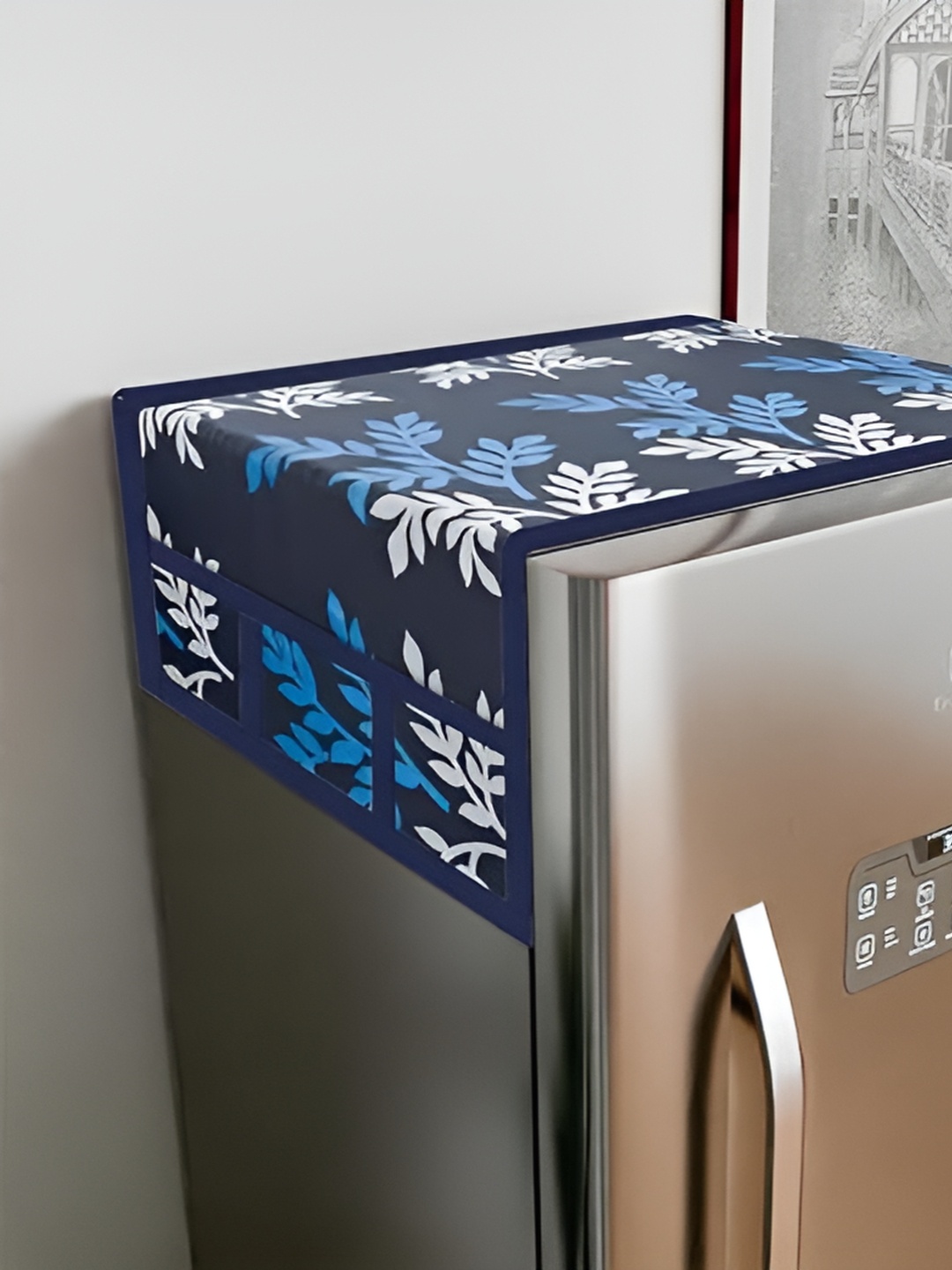 

LooMantha Blue & White Printed Fridge Top Cover