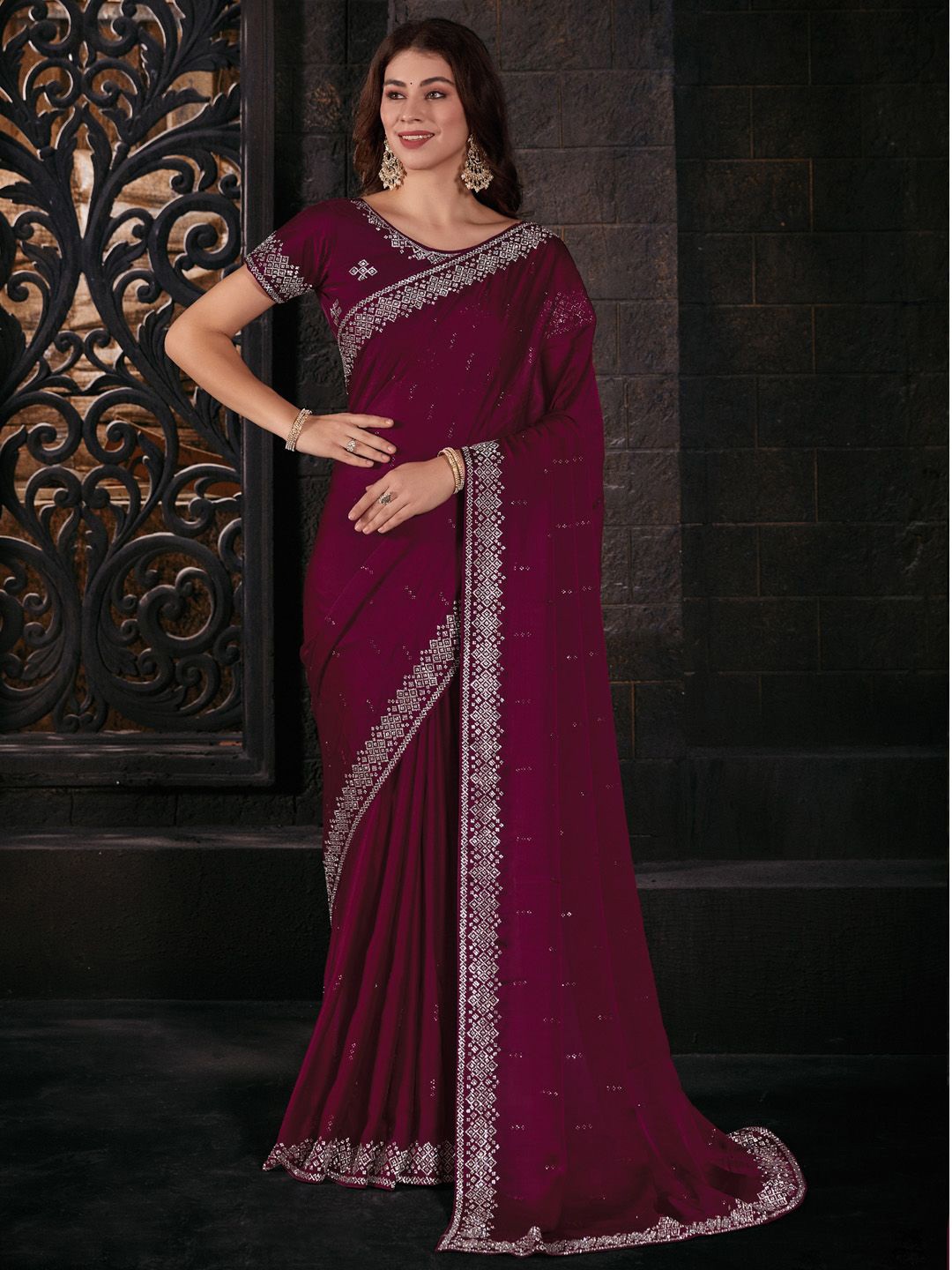 

Anouk Embellished Beads and Stones Saree, Purple
