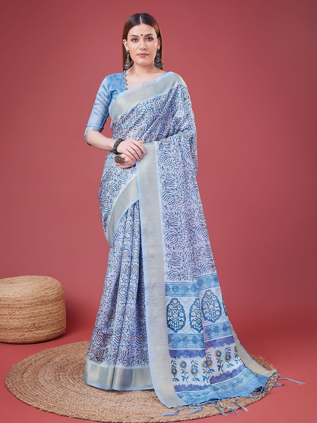

DOI MOI Ethnic Motifs printed Banarasi Saree with blouse piece, Blue