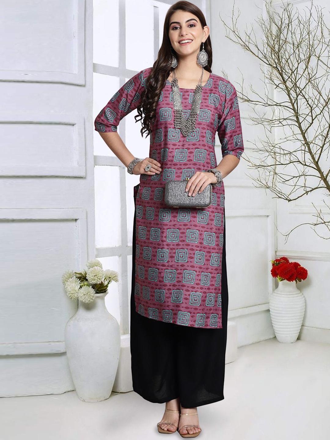 

7Threads Geometric Printed Round Neck Crepe Straight Kurta, Mauve