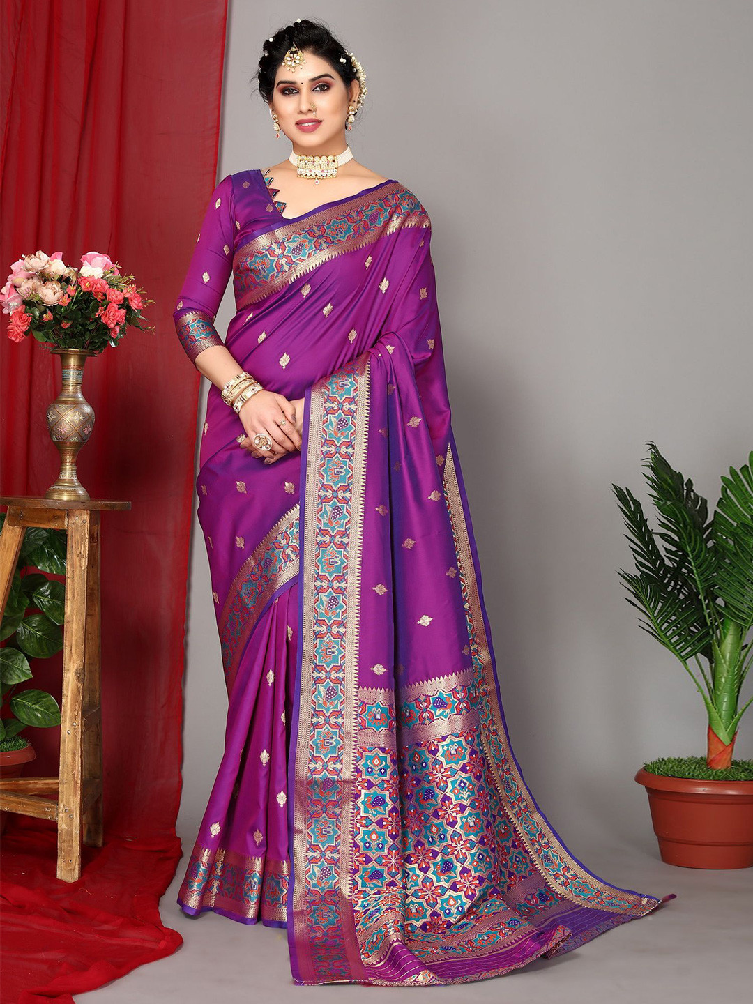 

Ekta Textiles Woven Design Zari Pure Silk Paithani Saree, Violet