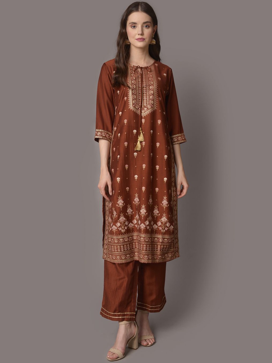 

Shree Floral Printed Regular Liva Straight Kurta with Trousers, Rust