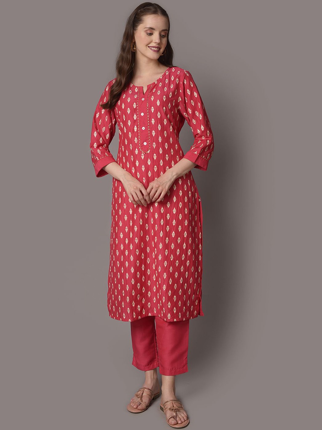 

Shree Floral Printed Regular Liva Straight Kurta with Trousers, Fuchsia
