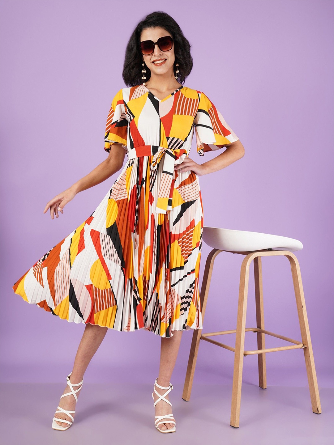 

Femvy Print Bell Sleeve Applique Fit & Flare Dress, Yellow
