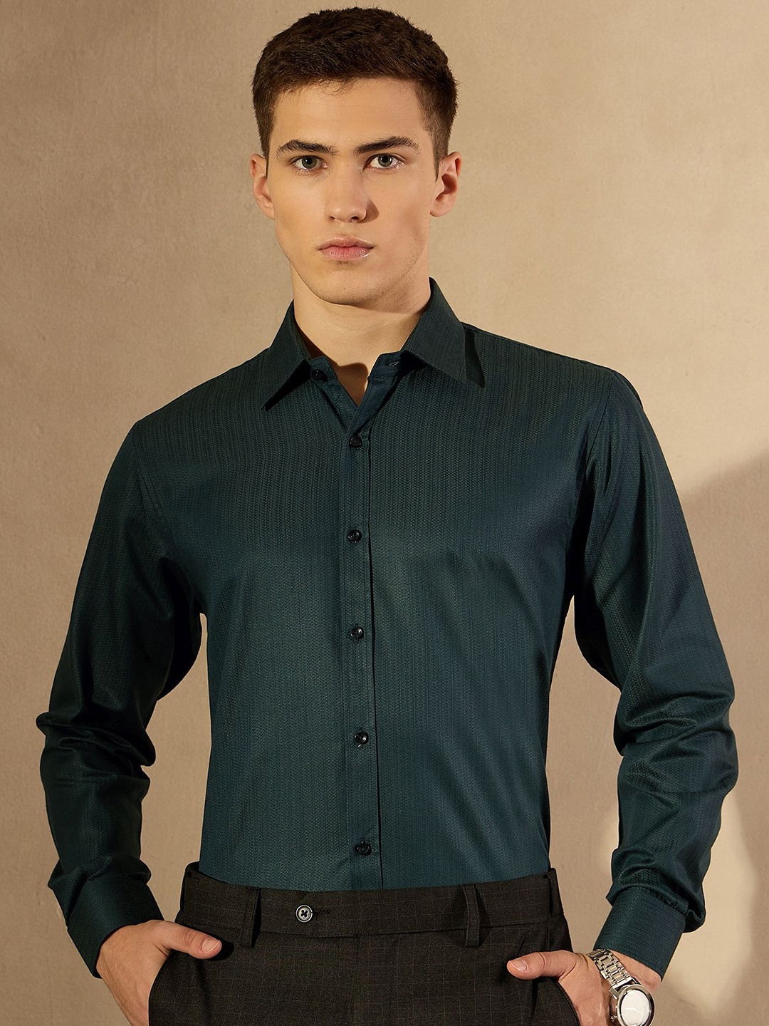 

DENNISON Men Smart Spread Collar Textured Party Shirt, Green