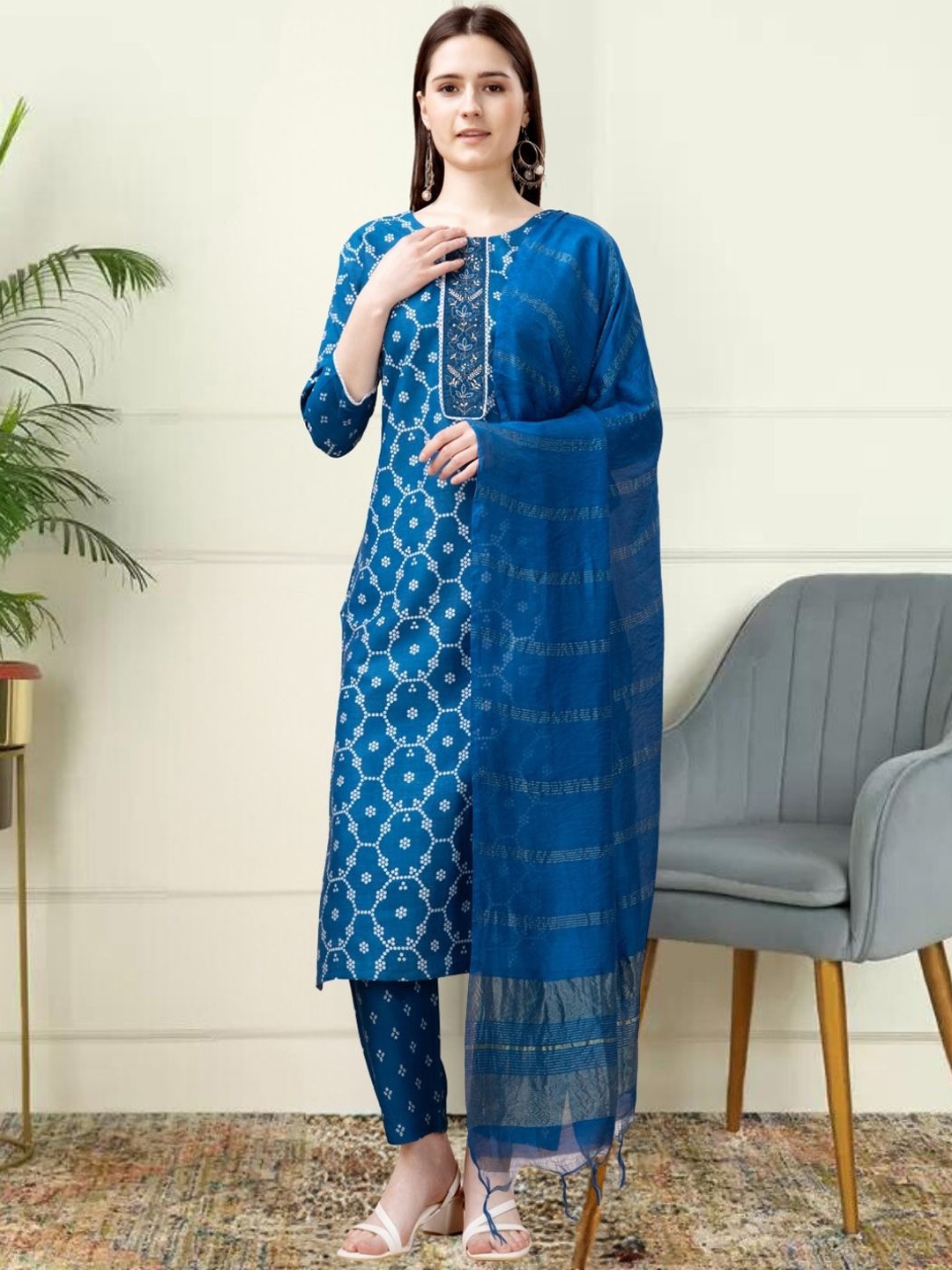 

KAZIA Geometric Printed Thread Work Kurta with Trousers & Dupatta, Blue