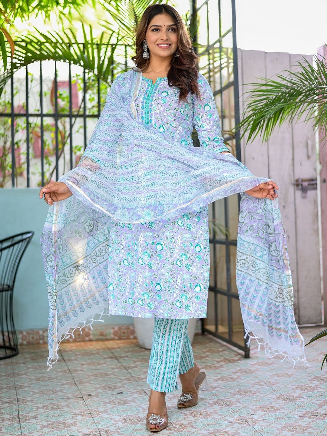 

Benaaz Ethnic Motifs Printed Pure Cotton Straight Kurta With Trousers & Dupatta, Lavender