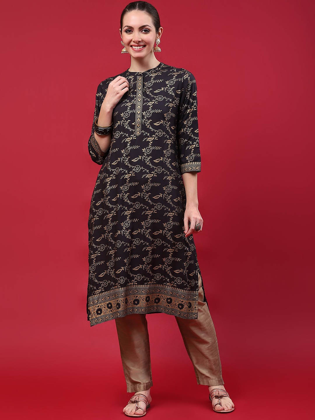 

Shree Floral Printed Mandarin Collar Straight Kurta, Black