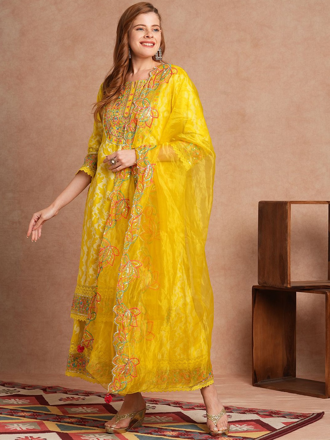 

FASHOR Floral Printed Sequinned Pure Cotton Straight Kurta with Palazzo & Dupatta, Yellow