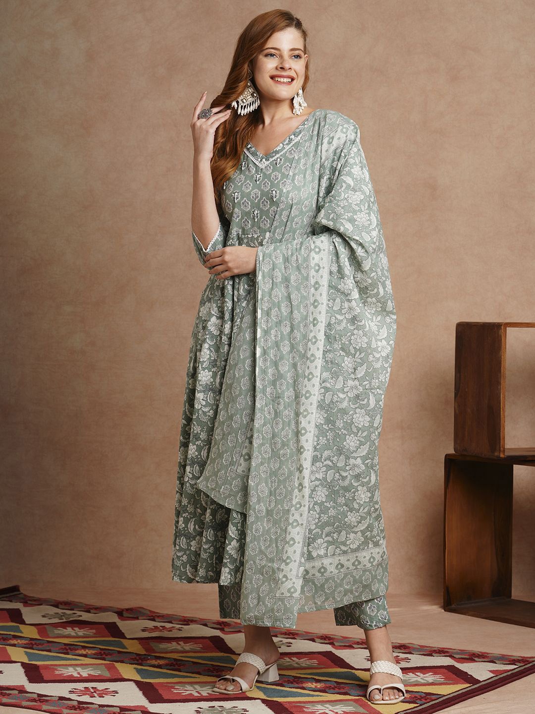 

FASHOR Floral Printed Beads and Stones Pure Cotton Anarkali Kurta with Trousers & Dupatta, Green