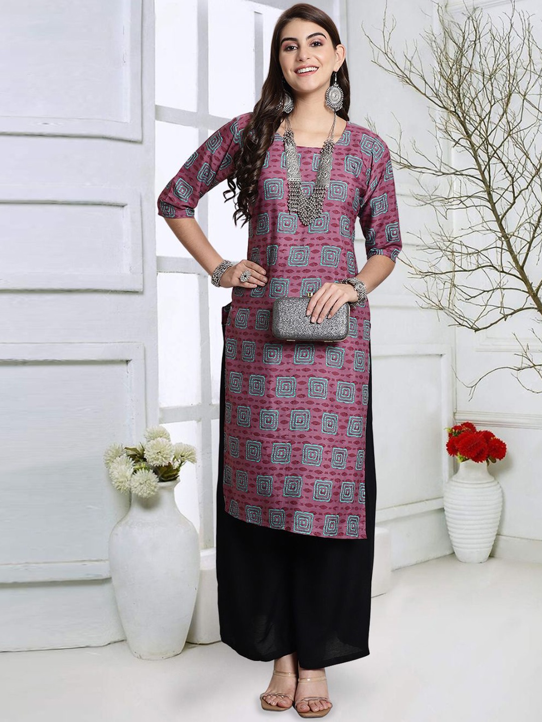 

7Threads Geometric Printed Round Neck Straight Kurta, Grey