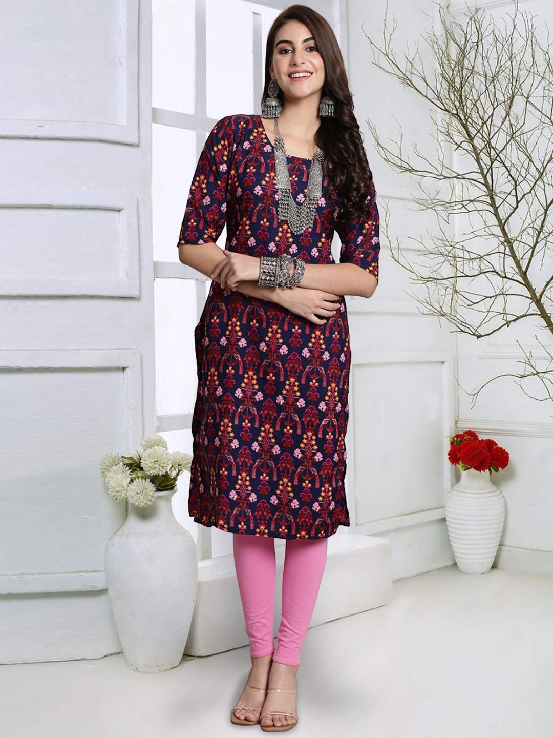 

7Threads Floral Printed Round Neck Straight Kurta, Navy blue