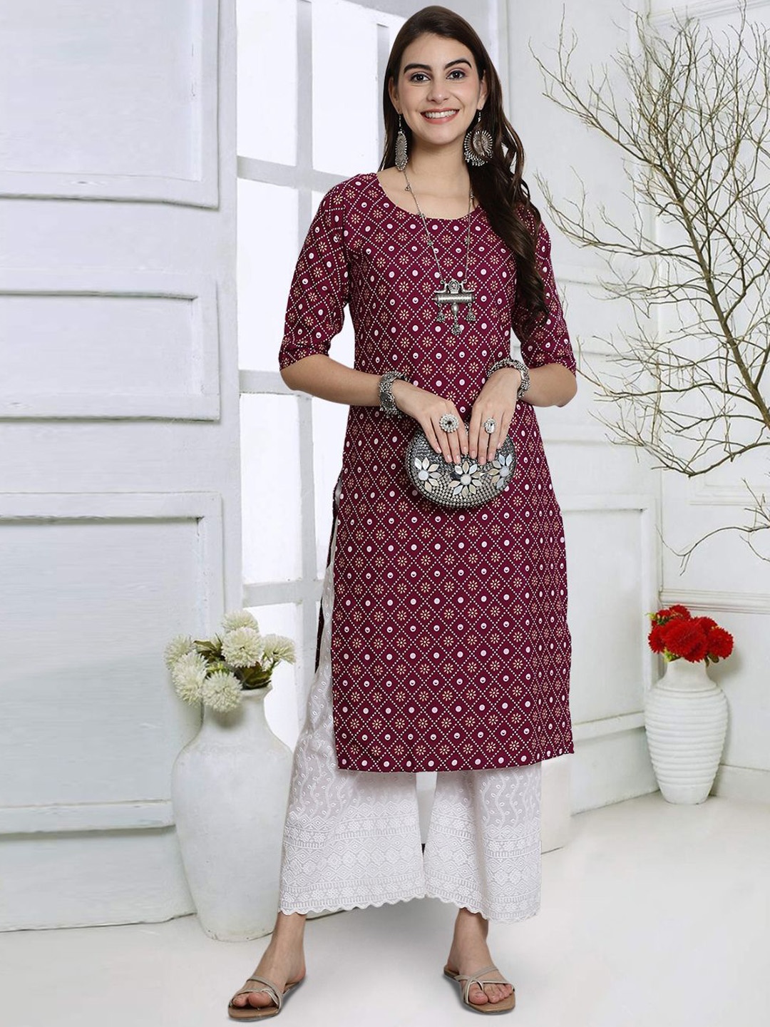 

7Threads Bandhani Printed Round Neck Straight Kurta, Maroon