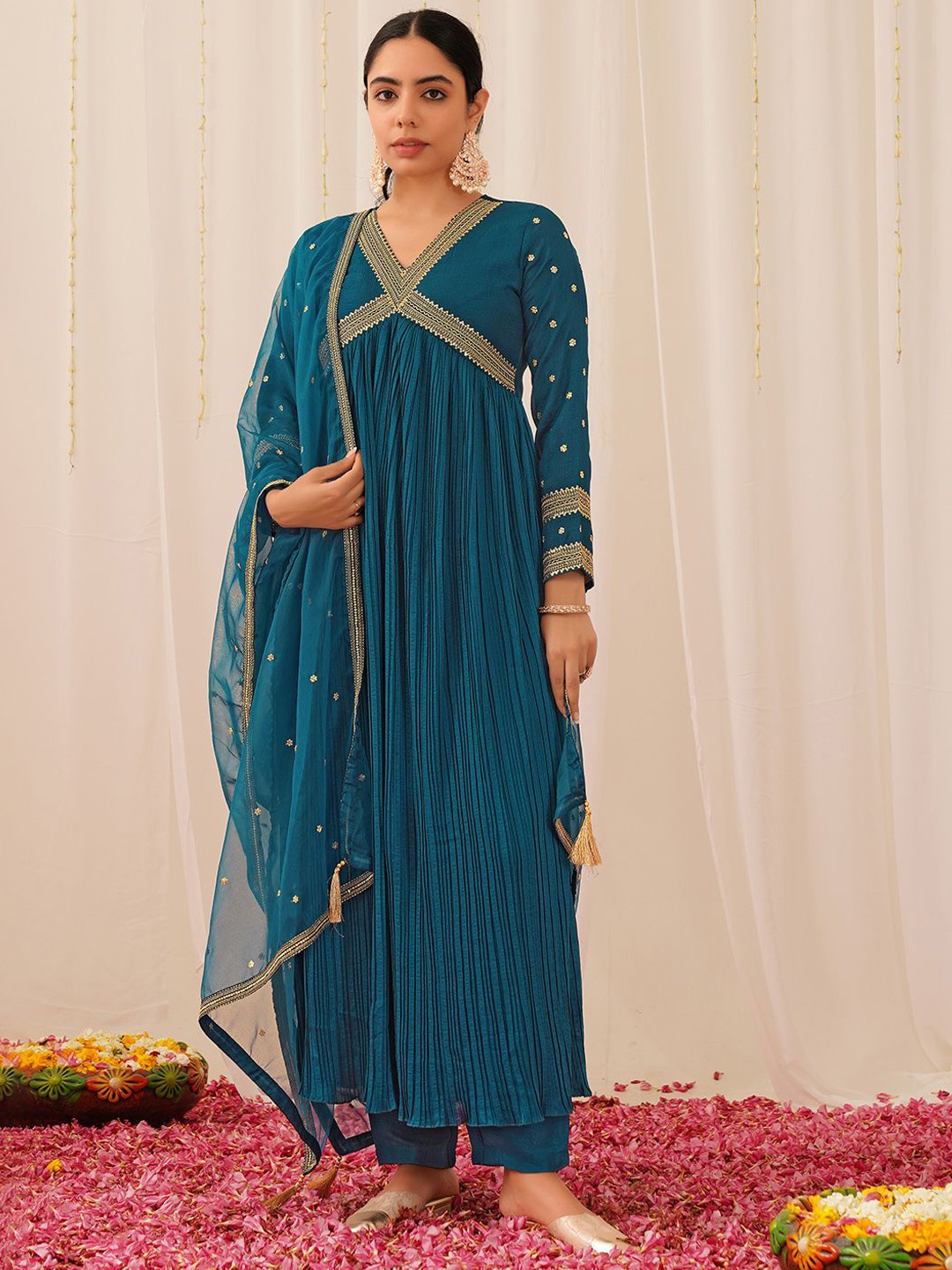 

AHIKA V-Neck Pleated Gotta Patti Anarkali Kurta with Trousers & Dupatta, Teal