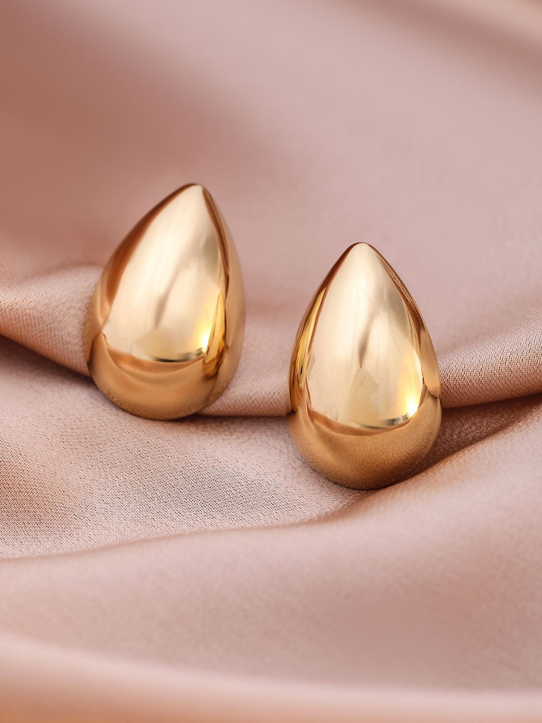 

Rubans 18KT Gold Plated Stainless Steel Tarnish Free Waterproof Teardrop Studs