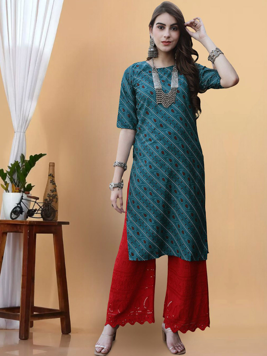 

7Threads Paisley Printed Round Neck Crepe Straight Kurta, Green
