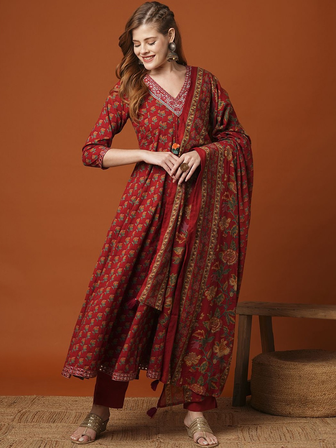 

FASHOR Floral Printed V-Neck Mirror Work Pure Cotton Kurta with Trousers & Dupatta, Maroon