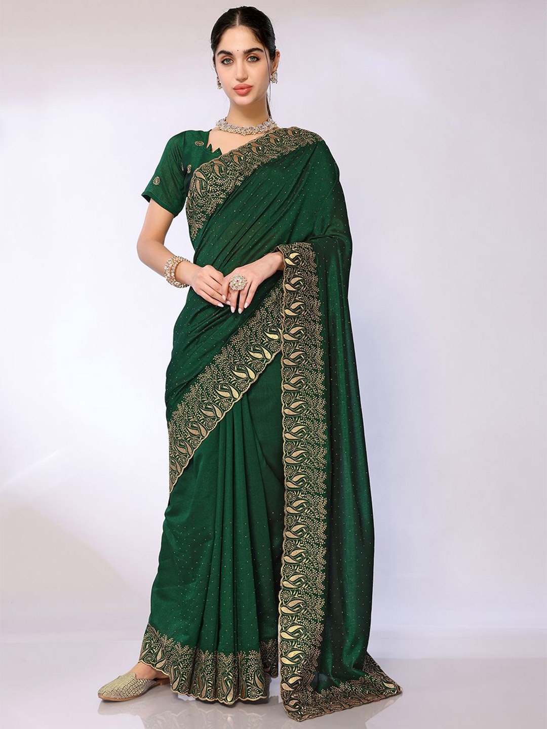 

FABMORA Women Embroidered Saree With Embellished Border, Green