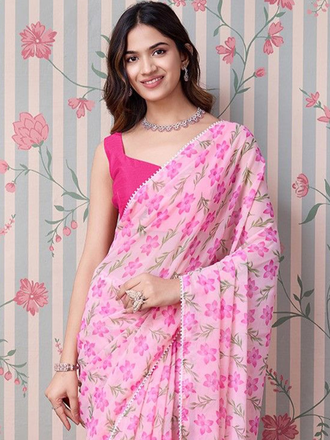 

Ode by House of Pataudi Floral printed Embroidered Poly Georgette Saree with blouse piece, Pink