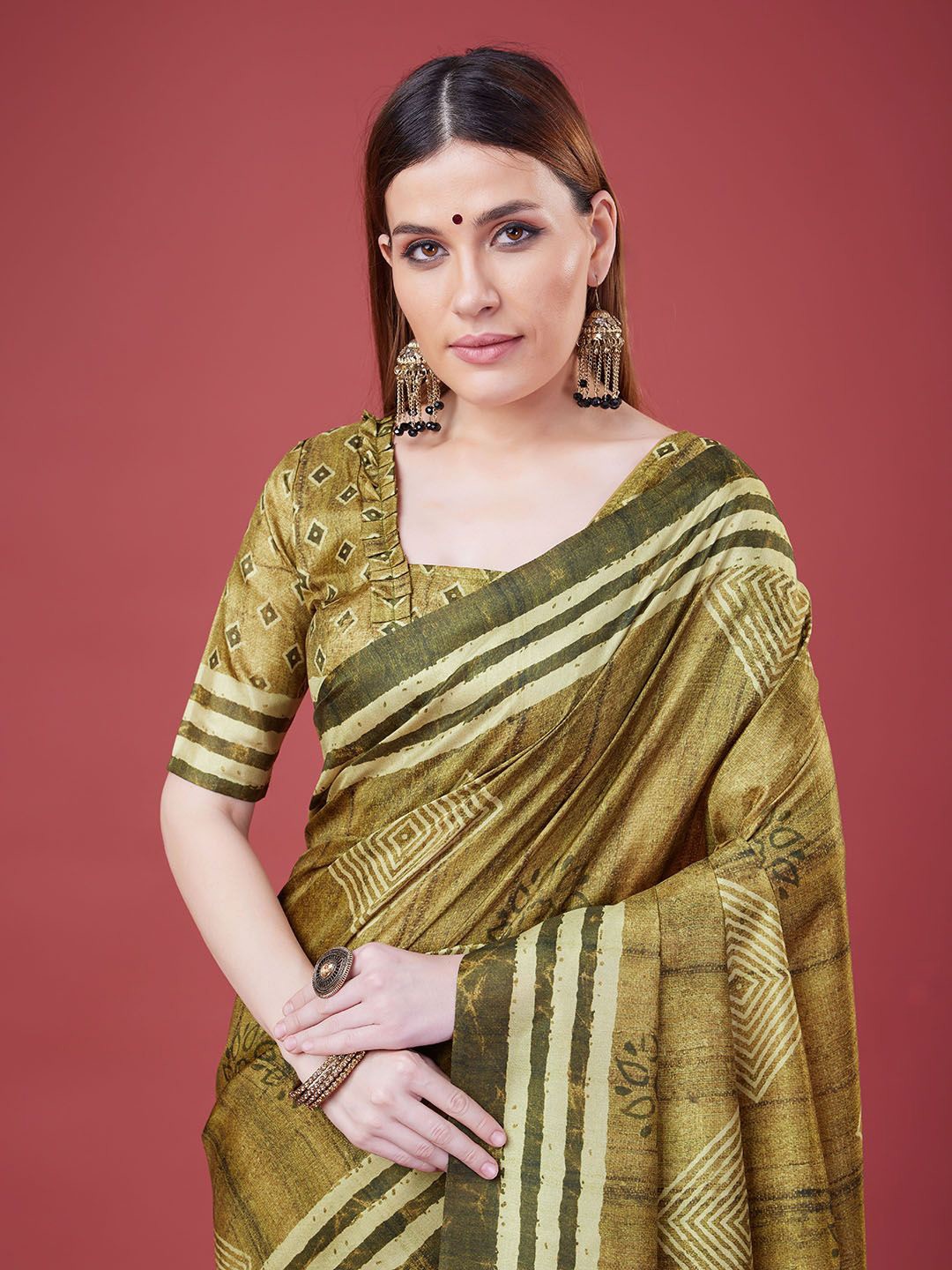 

DOI MOI Silk Blend Banarasi Saree, Green