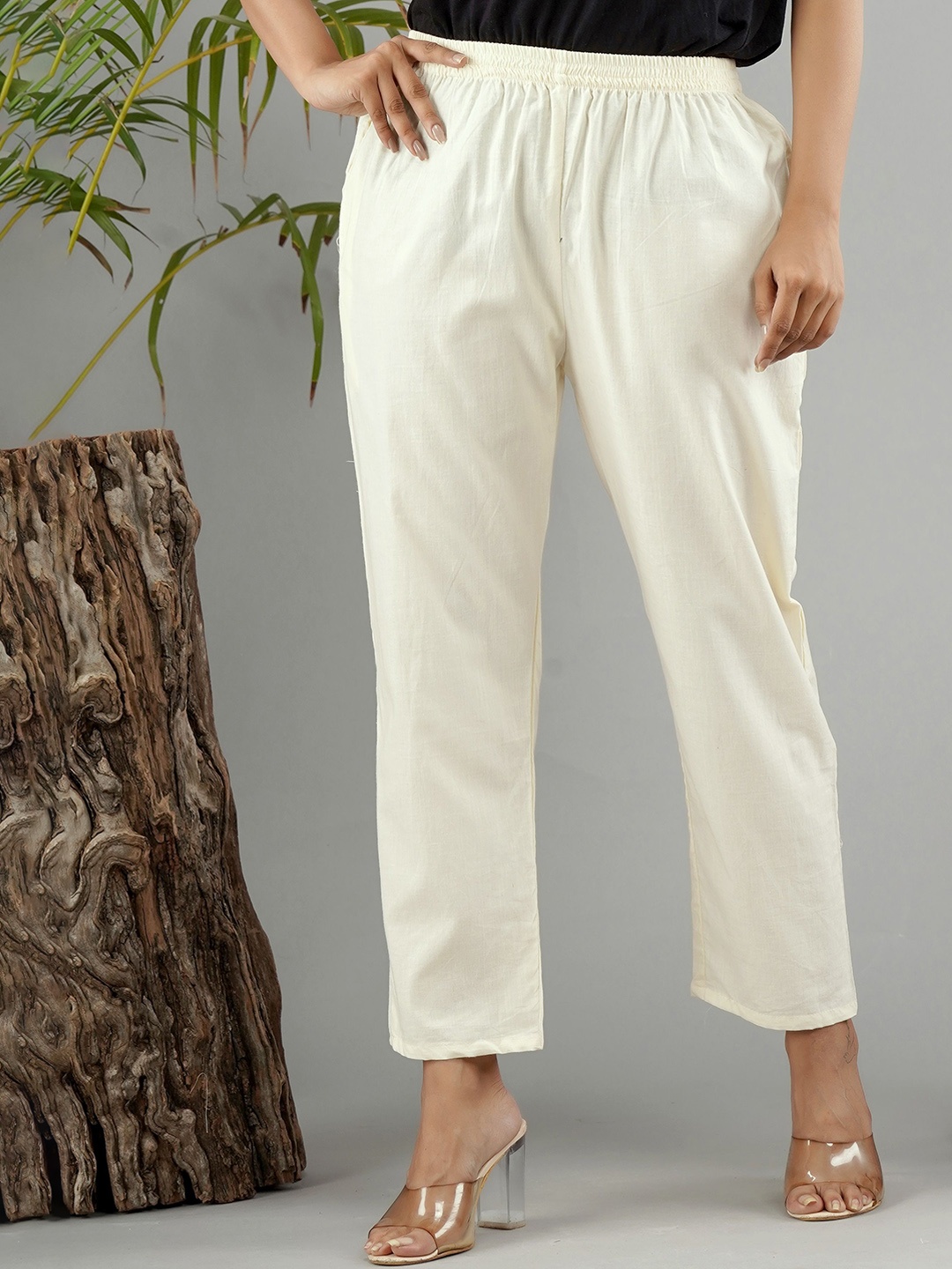 

Chaukas Women Pleated Trousers, Off white