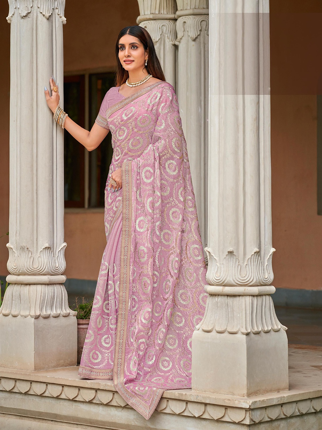 

Laxmipati Floral Zari Designer Saree, Magenta