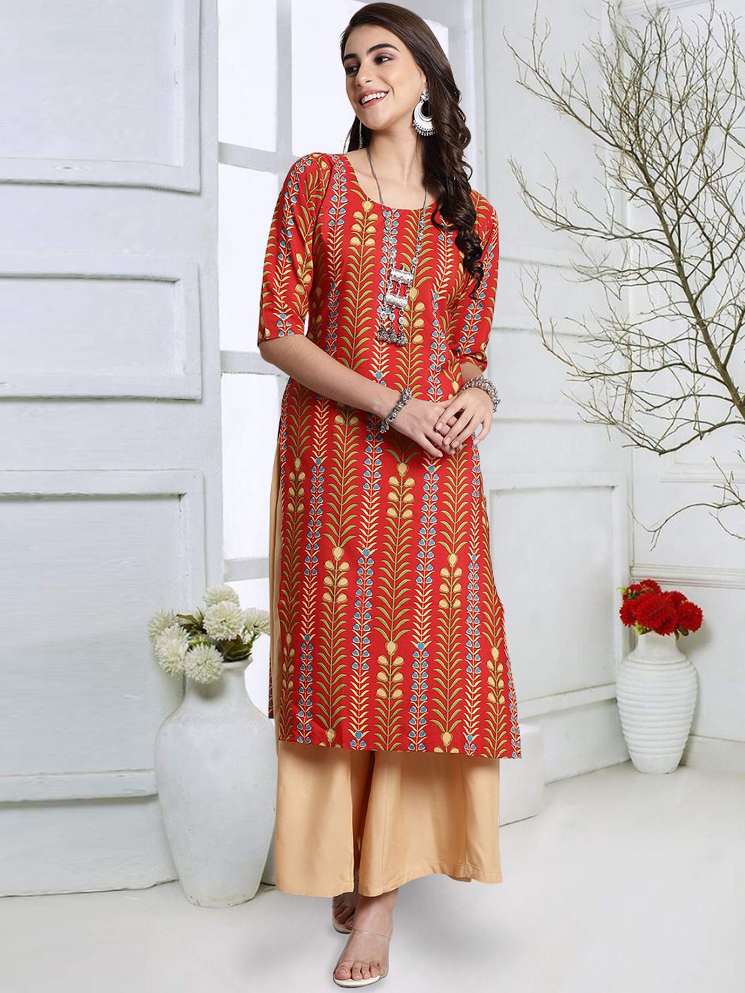 

7Threads Floral Printed Round Neck Crepe Straight Kurta, Red