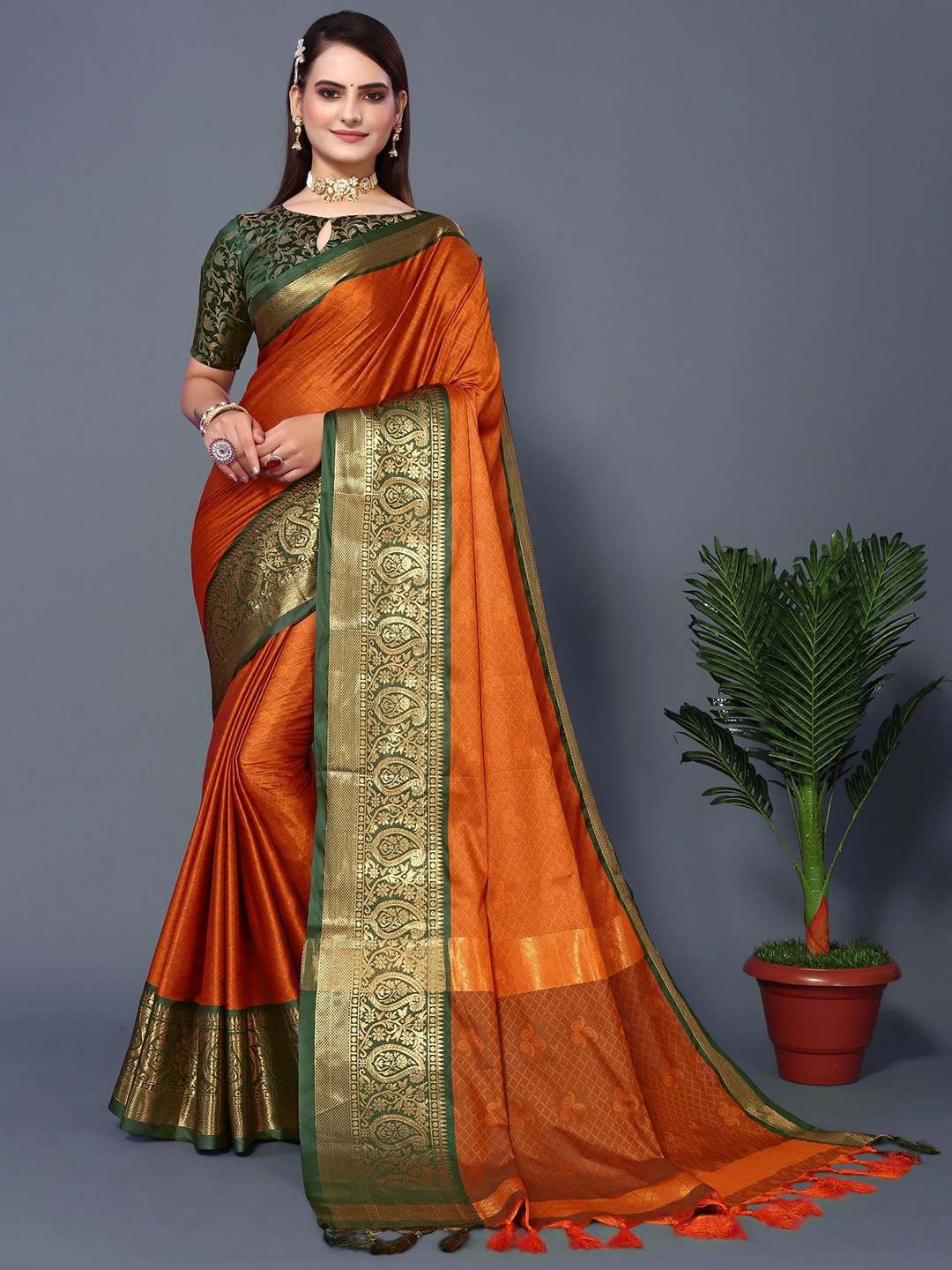 

Ekta Textiles Woven Design Zari Banarasi Saree, Orange