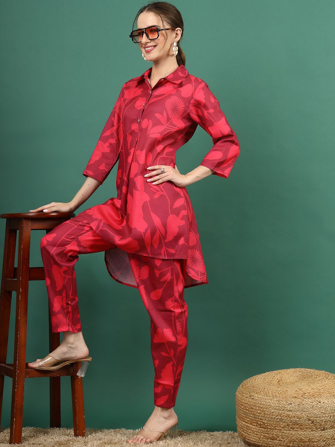 

Sangria Printed Shirt Collar Shirt With Trouser, Pink