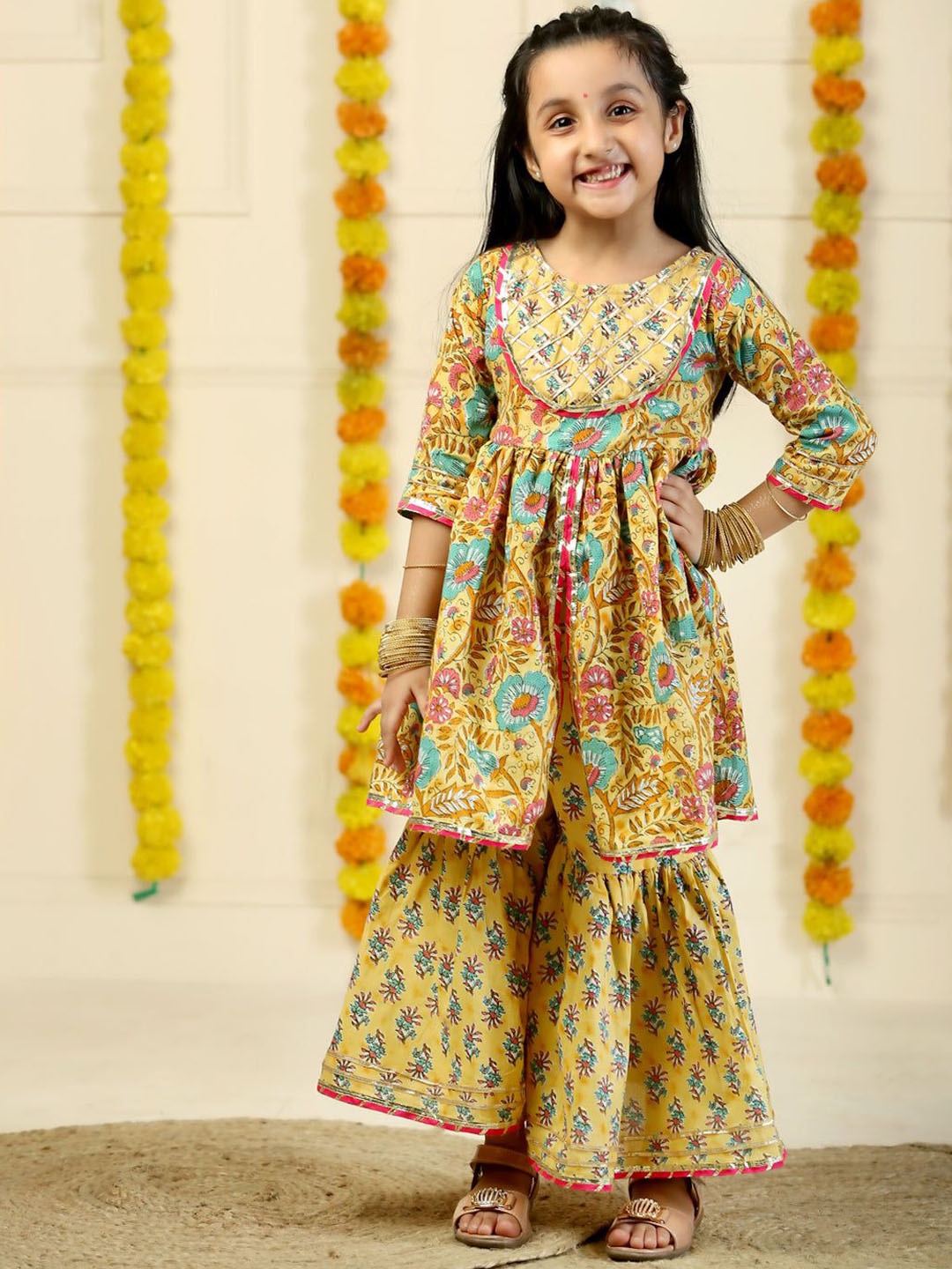 

The Mom Store Girls Floral Printed Gotta Patti Pure Cotton Anarkali Kurti With Sharara, Yellow