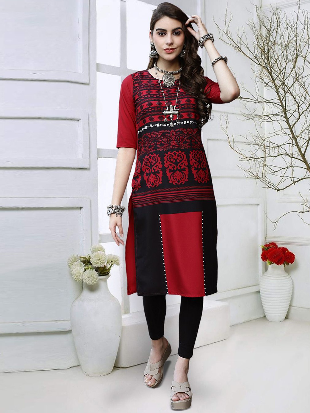 

7Threads Ethnic Motifs Printed Straight Kurta, Maroon