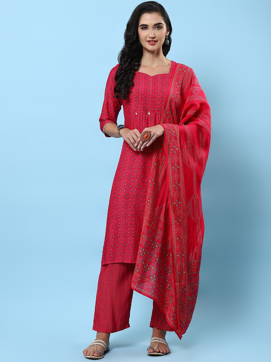 

Shree Geometric Printed Sweetheart Neck Pleated Straight Kurta With Trousers & Dupatta, Fuchsia