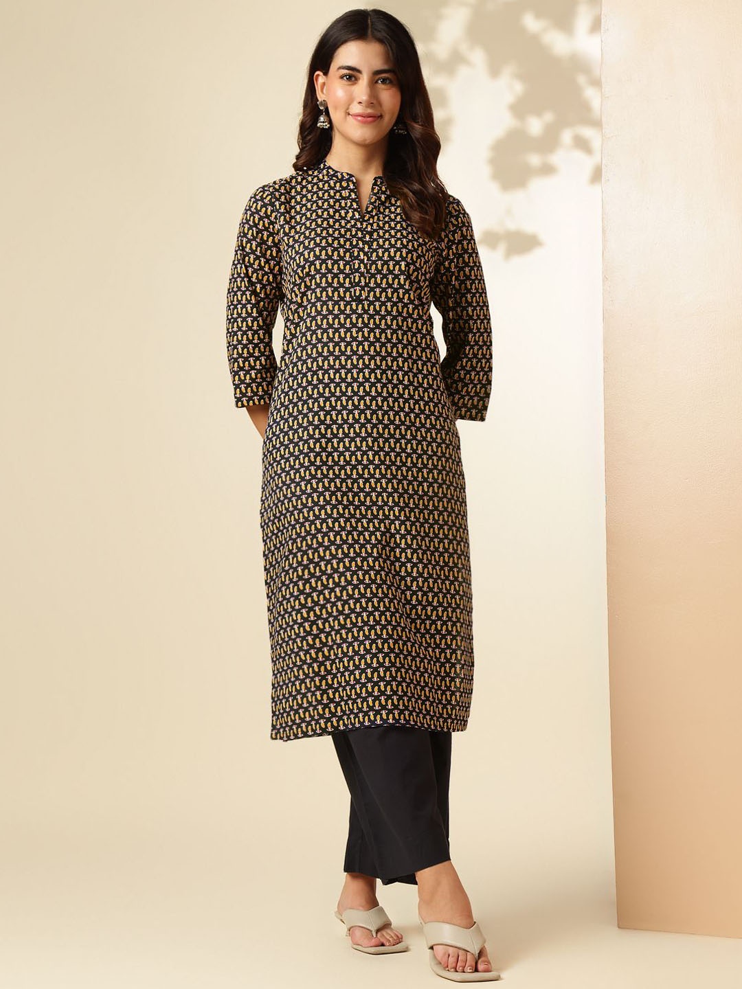 

Anouk Rustic Ethnic Motifs Printed Mandarin Collar Straight Kurta, Black