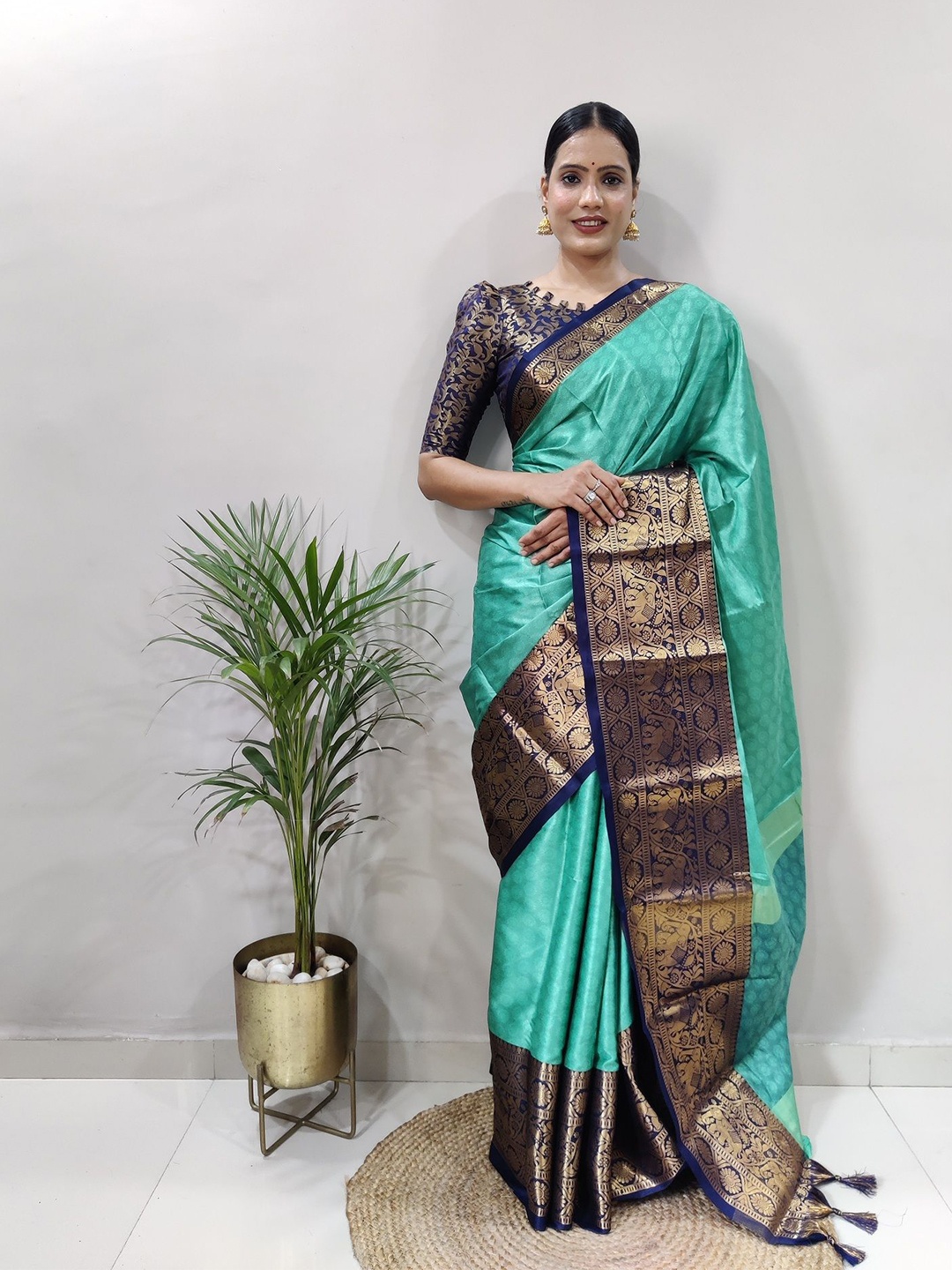 

Aika Woven Design Zari Pure Silk Banarasi Saree, Teal