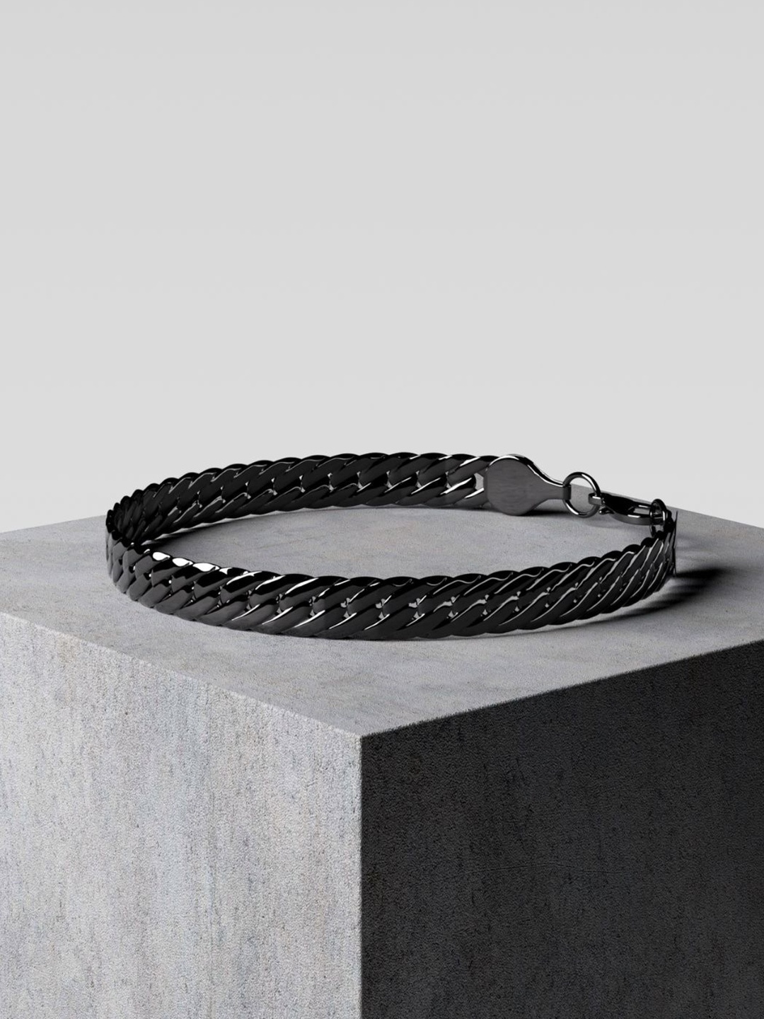 

BLACK MAMBA Men Brass Black Plating Tucano Wraparound Bracelet