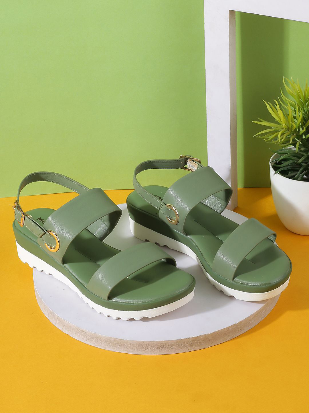 

Mochi Women Wedge Heels Sandals, Green